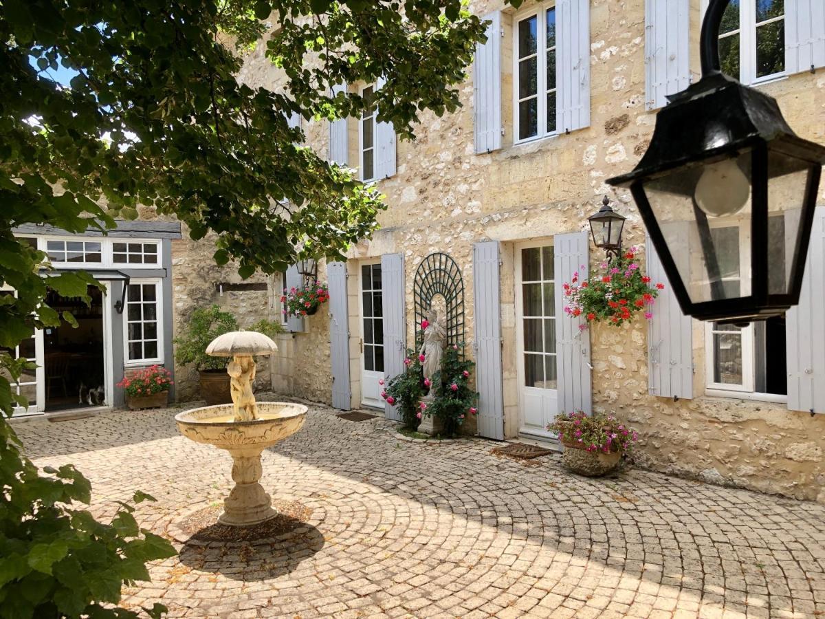 Bed and Breakfast Domaine Des Monges Saint-Seurin-de-Prats Exteriér fotografie