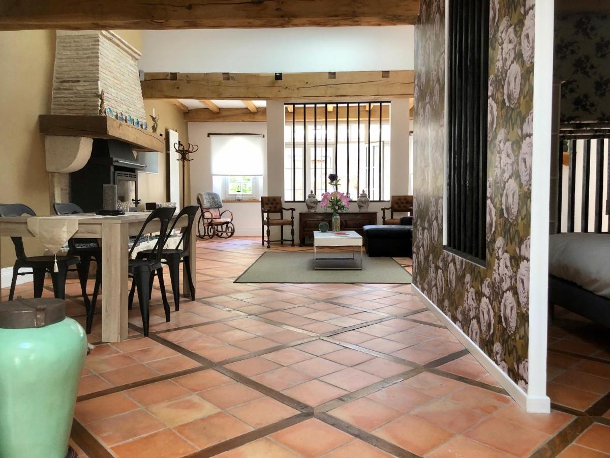Bed and Breakfast Domaine Des Monges Saint-Seurin-de-Prats Exteriér fotografie