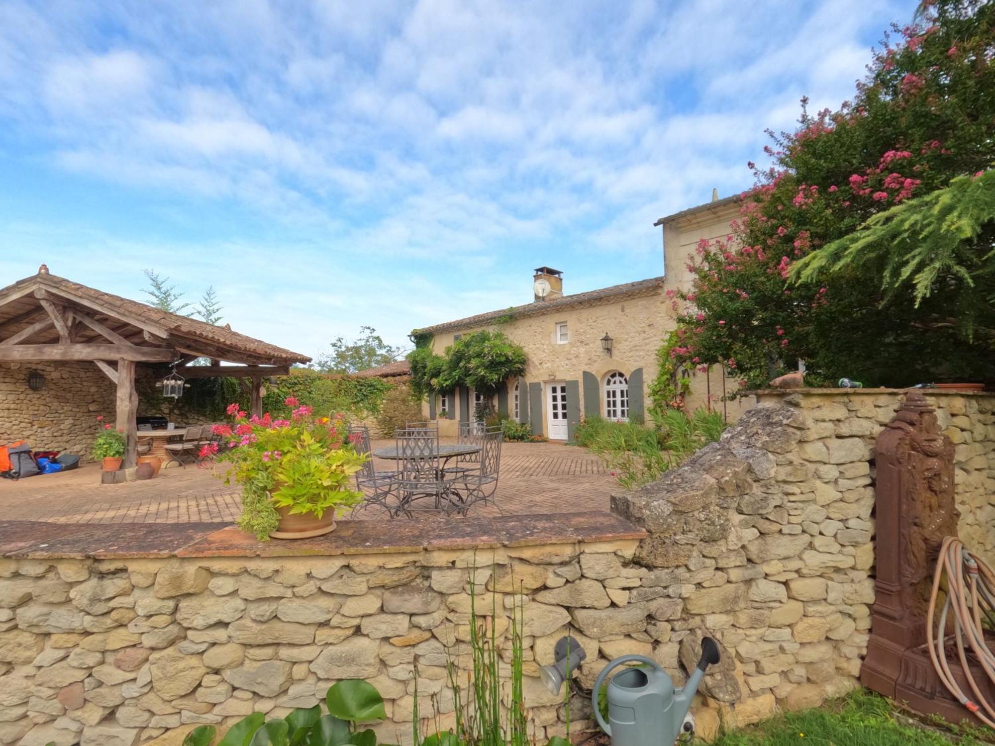 Bed and Breakfast Domaine Des Monges Saint-Seurin-de-Prats Exteriér fotografie